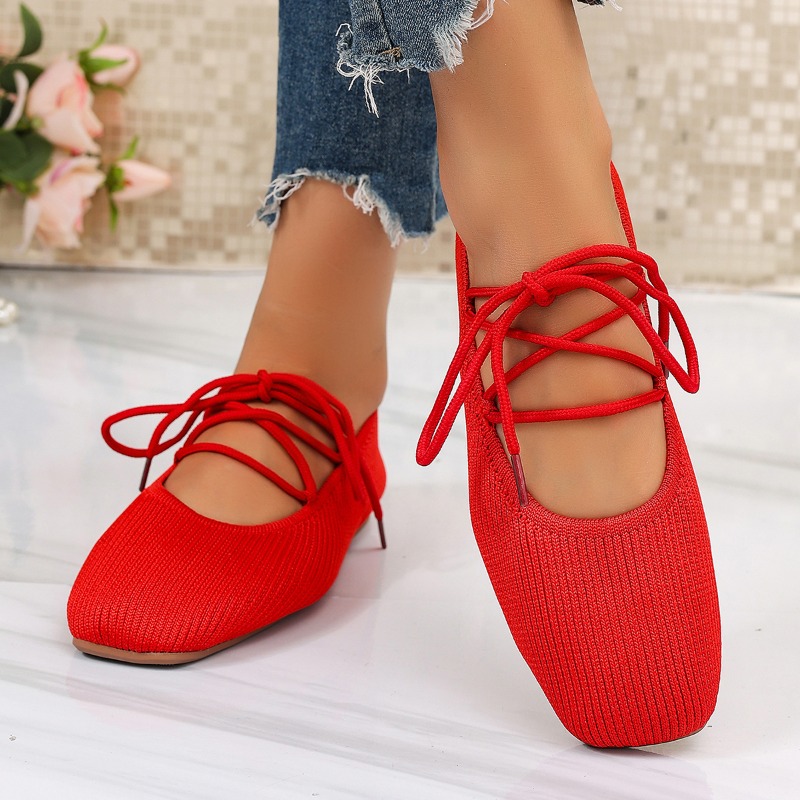 Heels - أحذية ماري جين فرنسية مسطحة، موديل