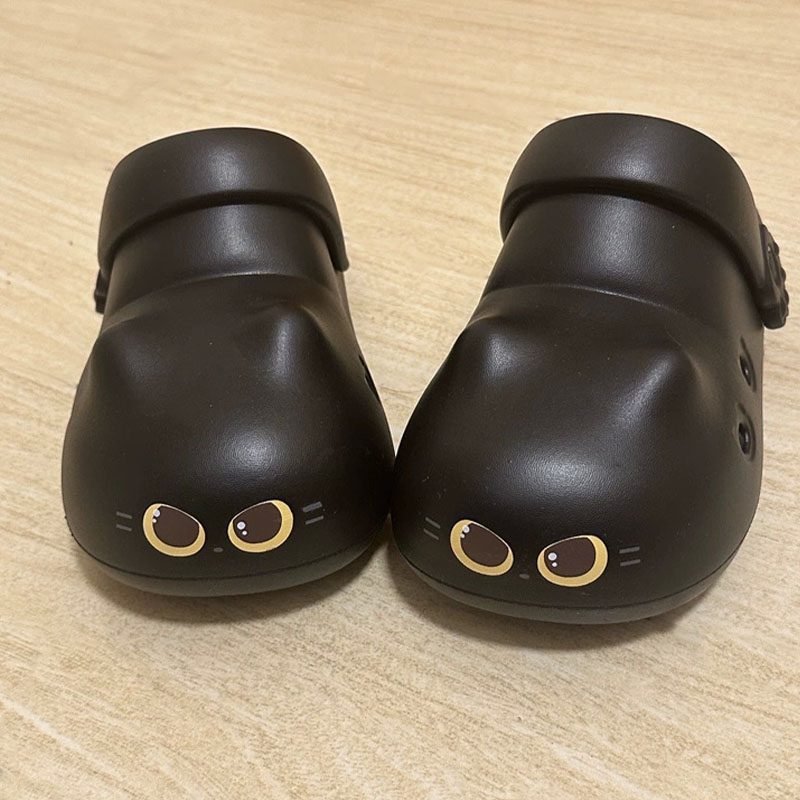 Boots - شباشب جديدة مبتكرة على شكل قطة