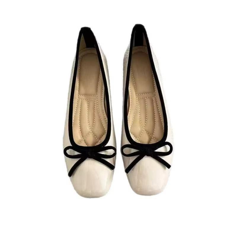 أحذية باليه نسائية بمقدمة مربع - مراجعة Heels وسعره