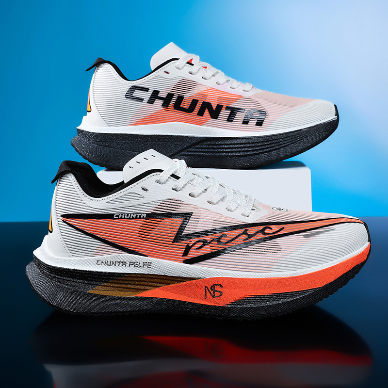 أحذية سباق خفيفة الوزن للغاية  - مراجعة Carbon Plate Marathon Racing Shoes وسعره