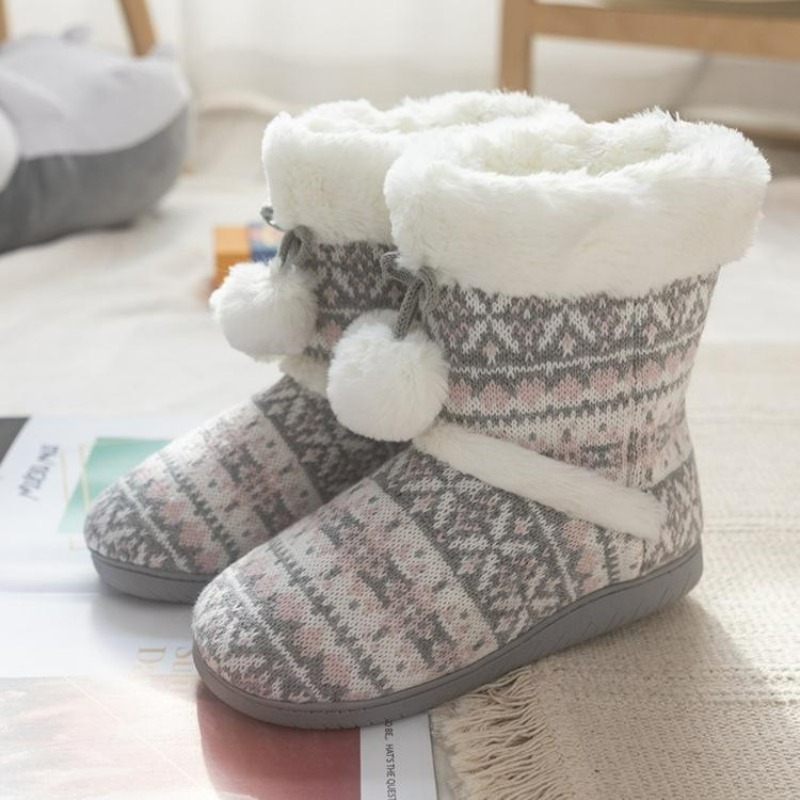 أحذية شباشب قطيفة للنساء أحذية - مراجعة Boots وسعره